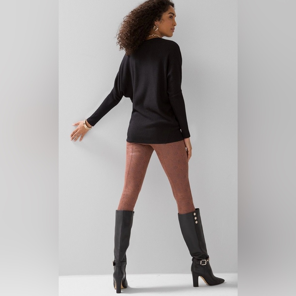 WHBM Runway Leggings Vegan Suede 0